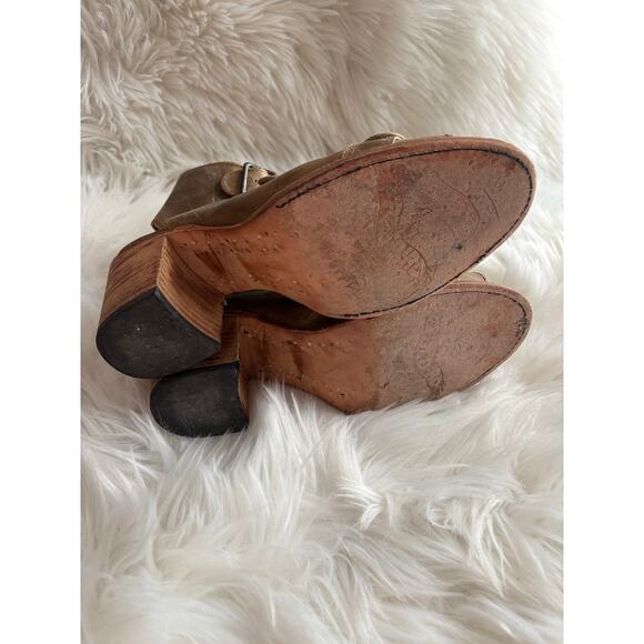 FREEBIRD BY STEVEN Quail Sandals in Brown 9 - Picture 10 of 11